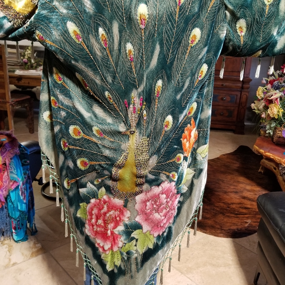 Dramatic Peacock & Roses Beaded Sparkly Velvet Shawl Wrap poncho